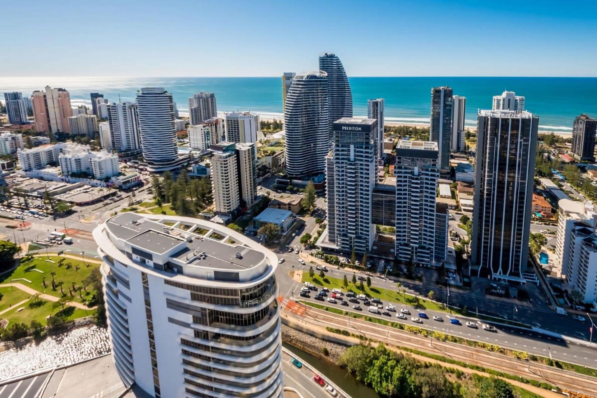 Sun Surf The * Gold Coast