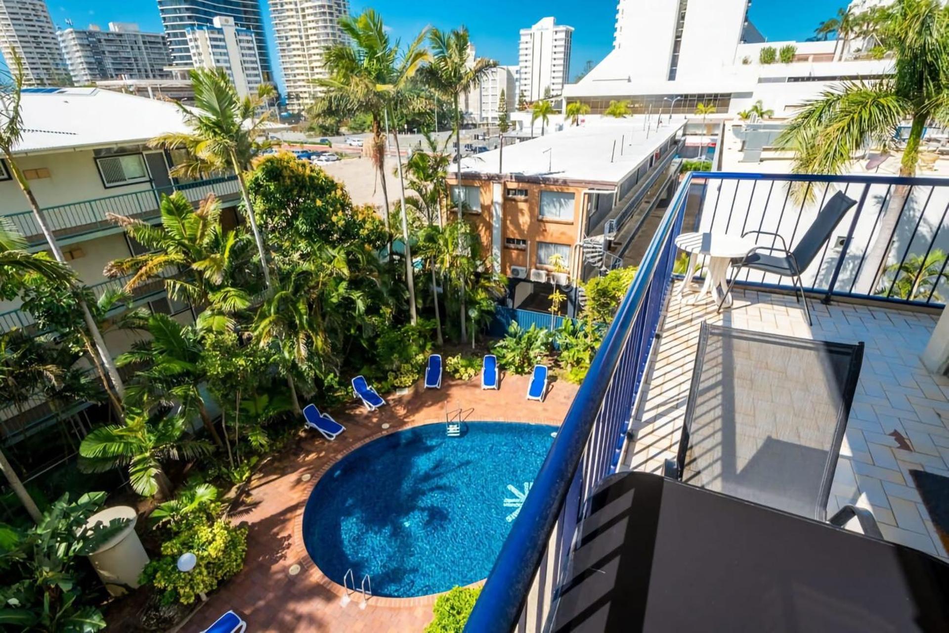 Apartment Surfers Escape - 450m To The