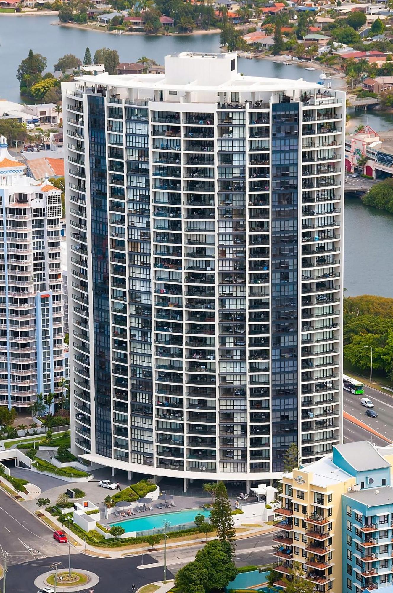 Spectacular Coastal Getaway W Theater Gym Sauna *