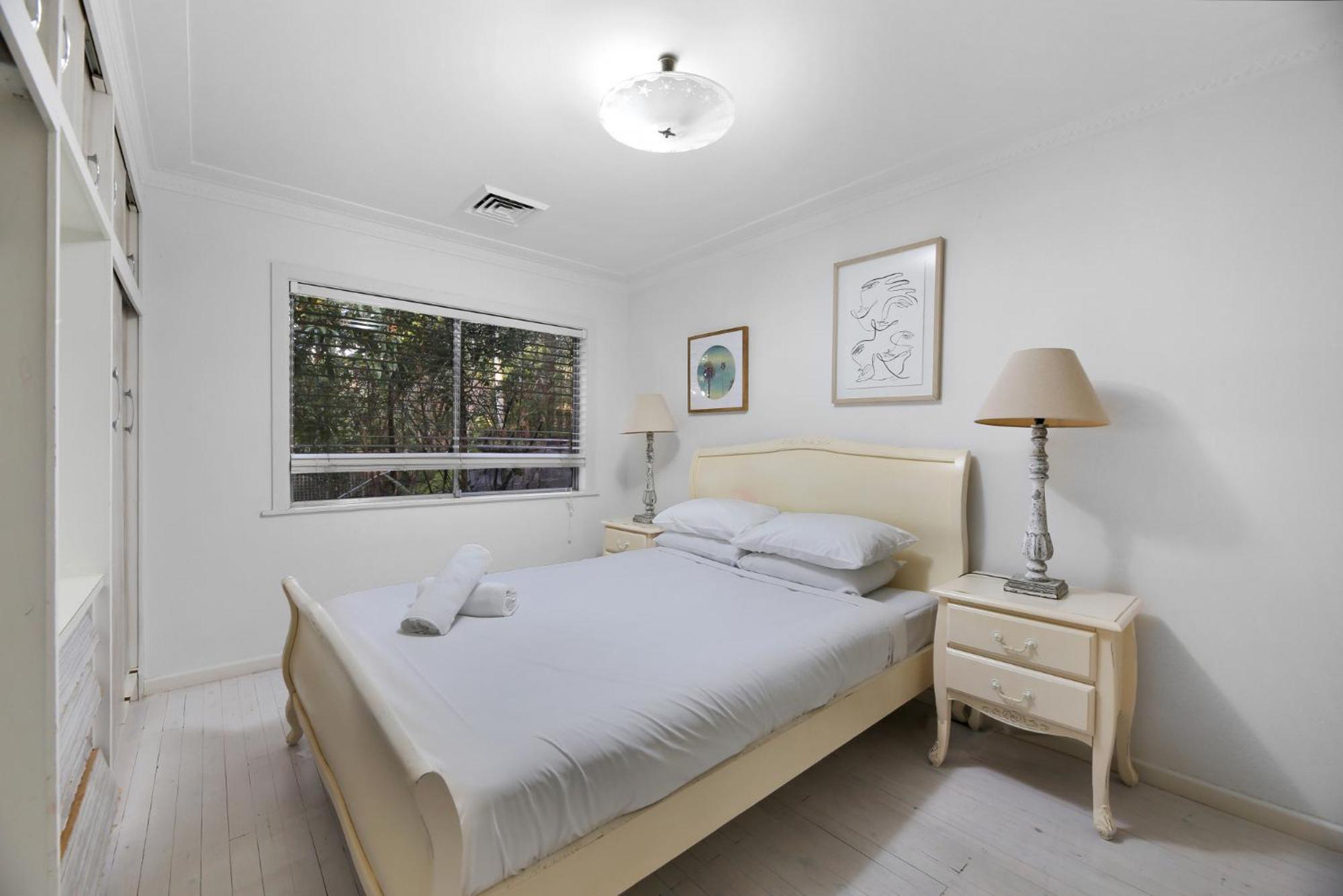 Stunning Beachfront 3-bed Haven By Natural Reserve *