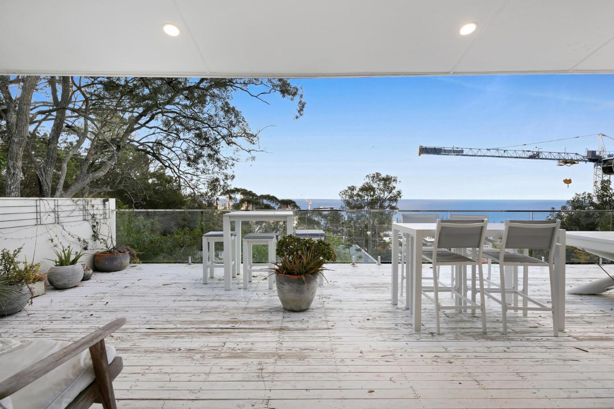 Stunning Beachfront 3-bed Haven By Natural Reserve Holiday home