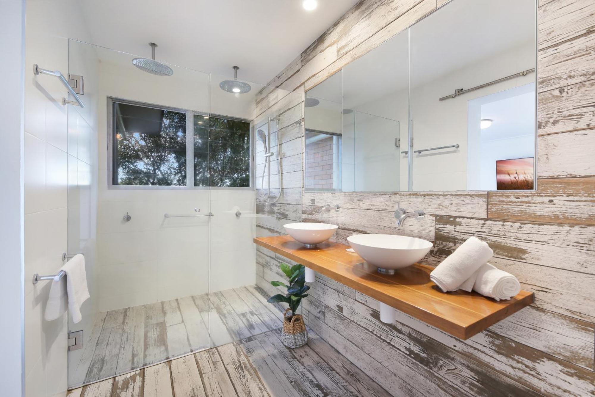 Stunning Beachfront 3-bed Haven By Natural Reserve Holiday home *