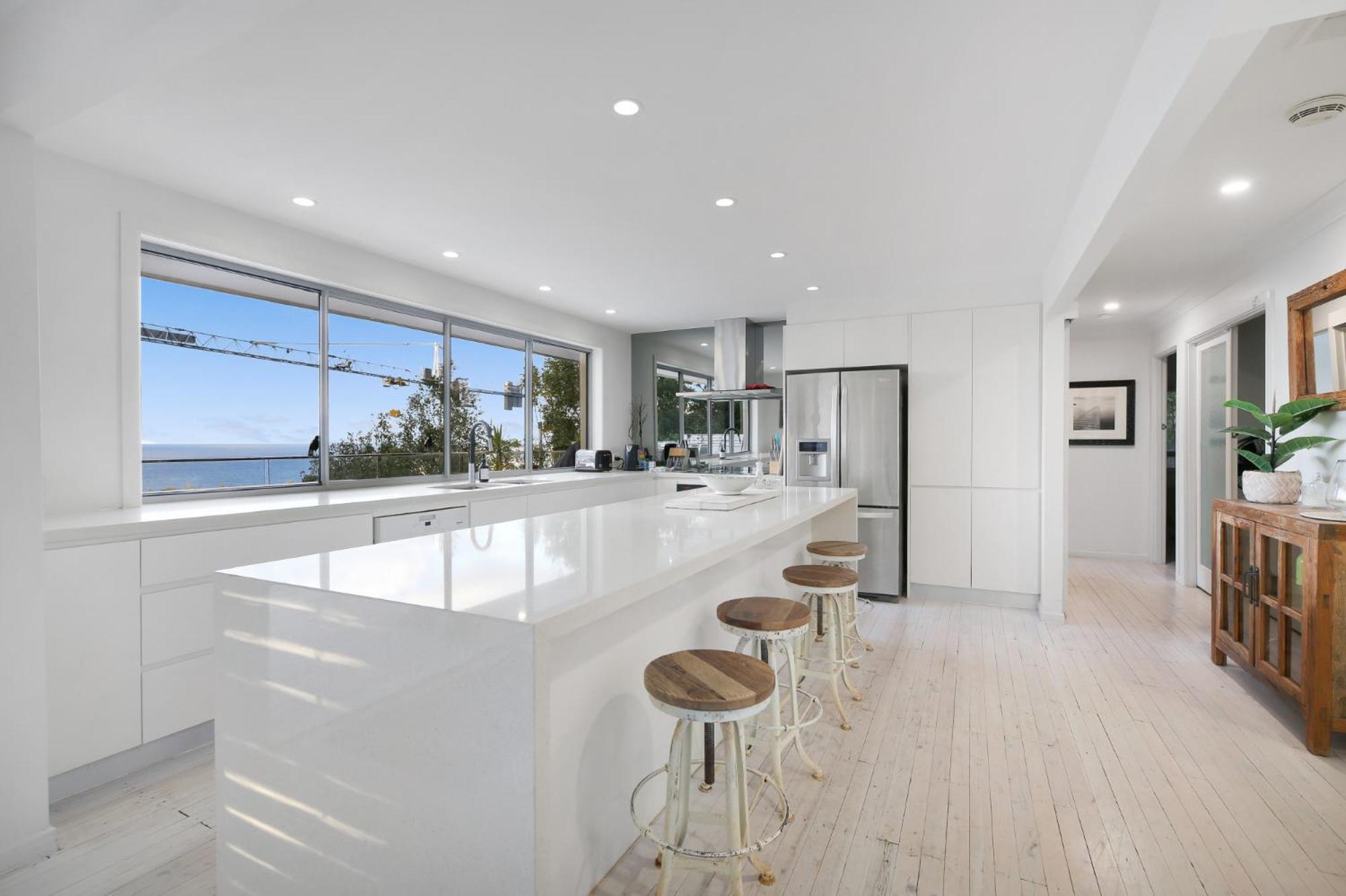 Stunning Beachfront 3-bed Haven By Natural Reserve *