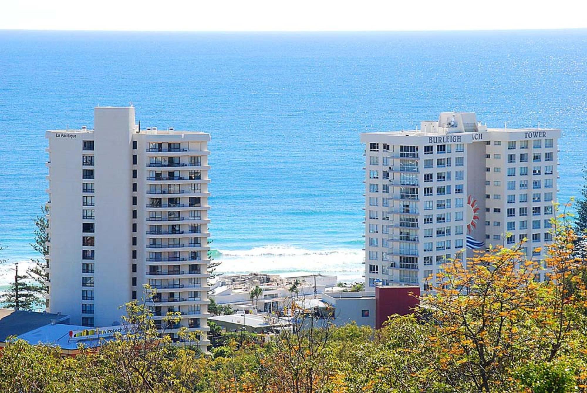 Stunning Beachfront 3-bed Haven By Natural Reserve
