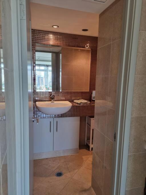 Surfers Paradise Penthouse & Rooftop Plunge Pool