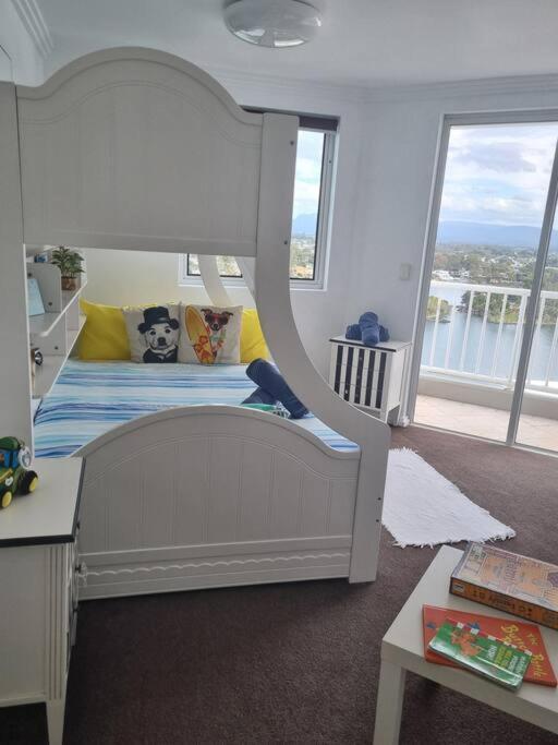 Holiday home Surfers Paradise Penthouse & Rooftop Plunge Pool *