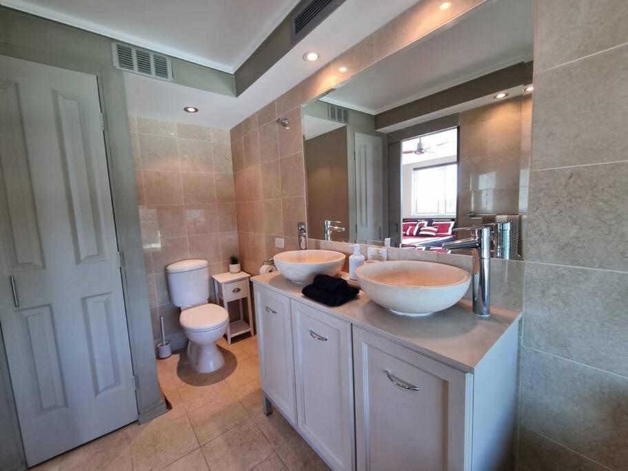 Surfers Paradise Penthouse & Rooftop Plunge Pool Gold Coast