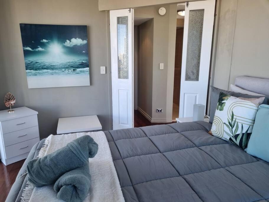 Holiday home Surfers Paradise Penthouse & Rooftop Plunge Pool