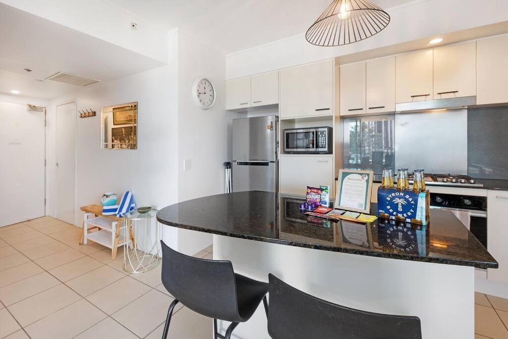 Apartment Park Views & Luxe Amenities In Broadbeach Gold Coast