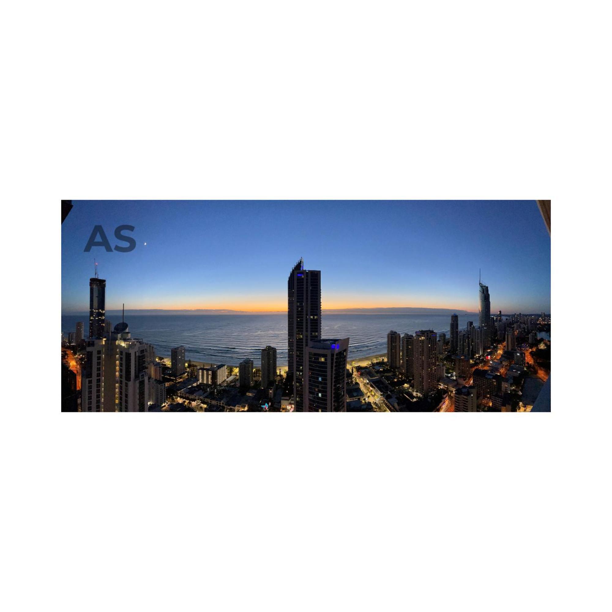 Circle On Cavill - Private - * Gold Coast