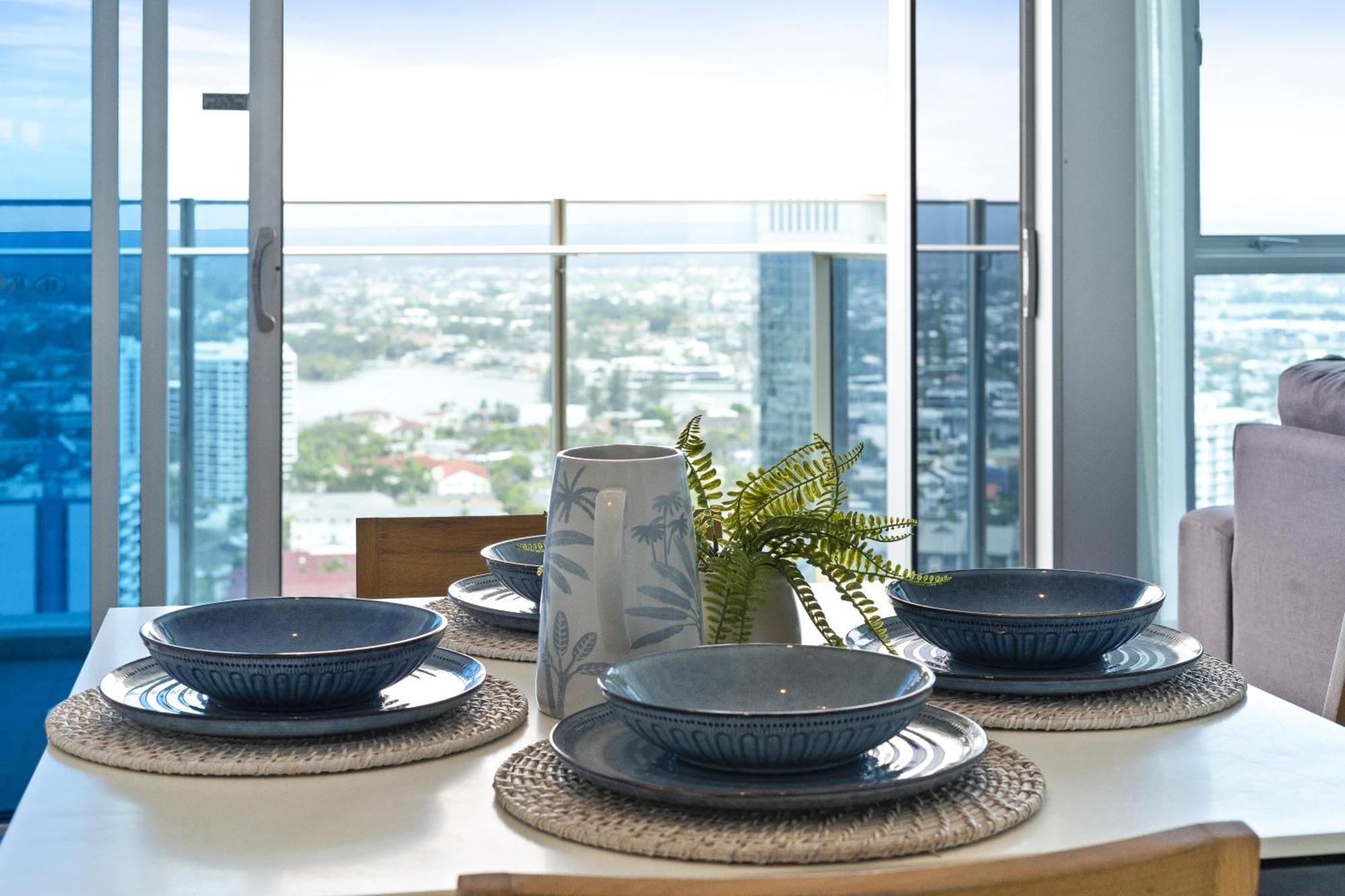 H Residences - Qstay