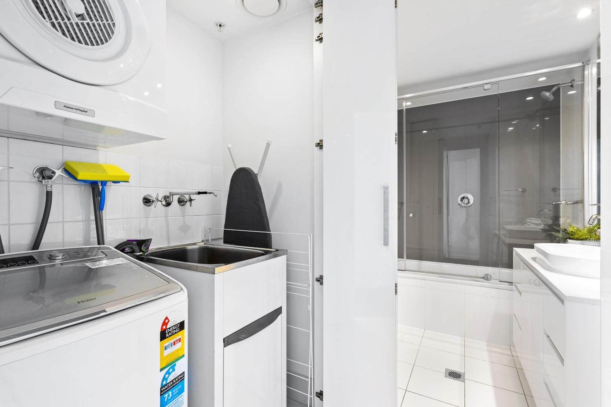 H Residences - Qstay Apartment