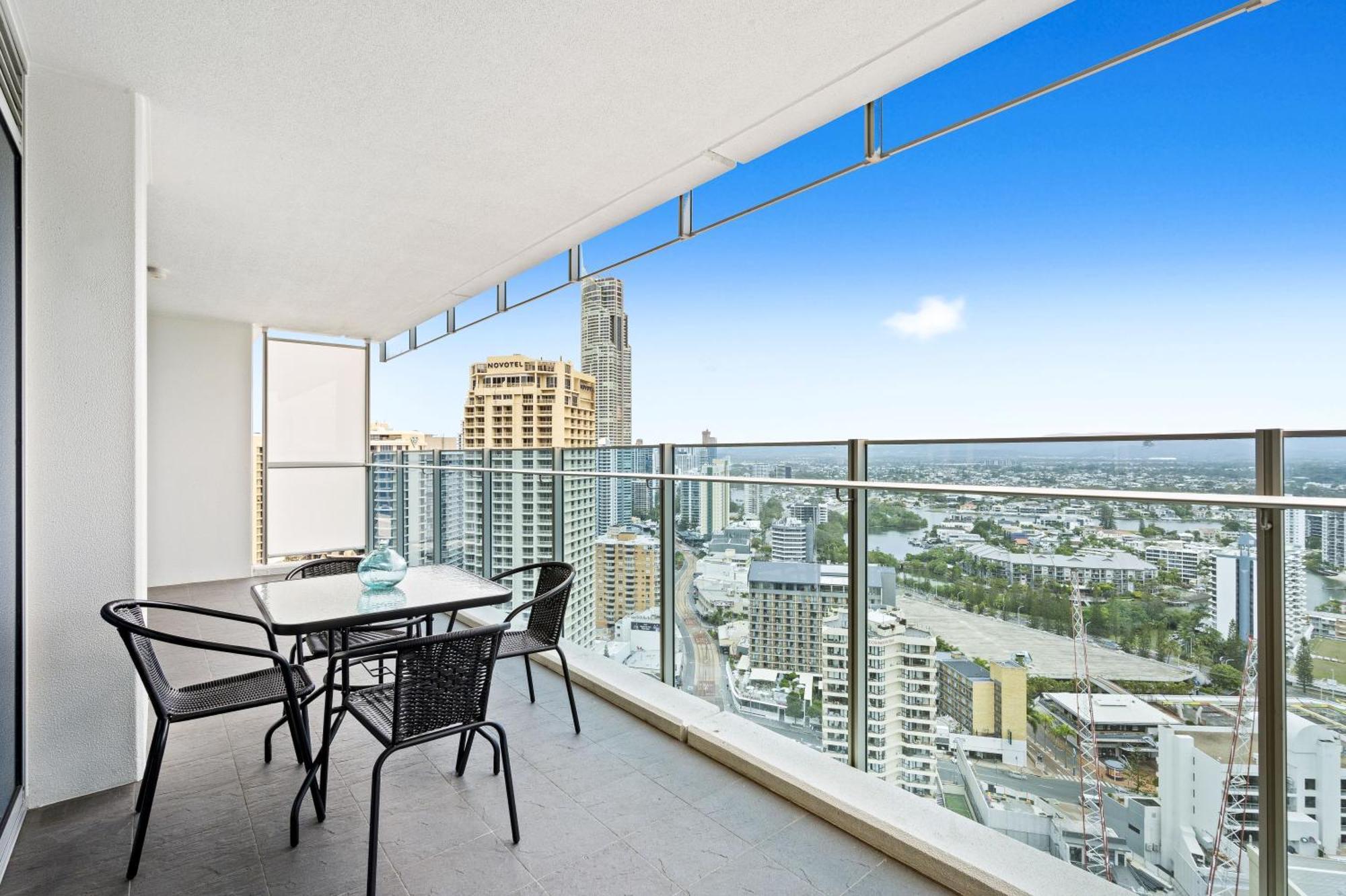 Apartment H Residences - Qstay