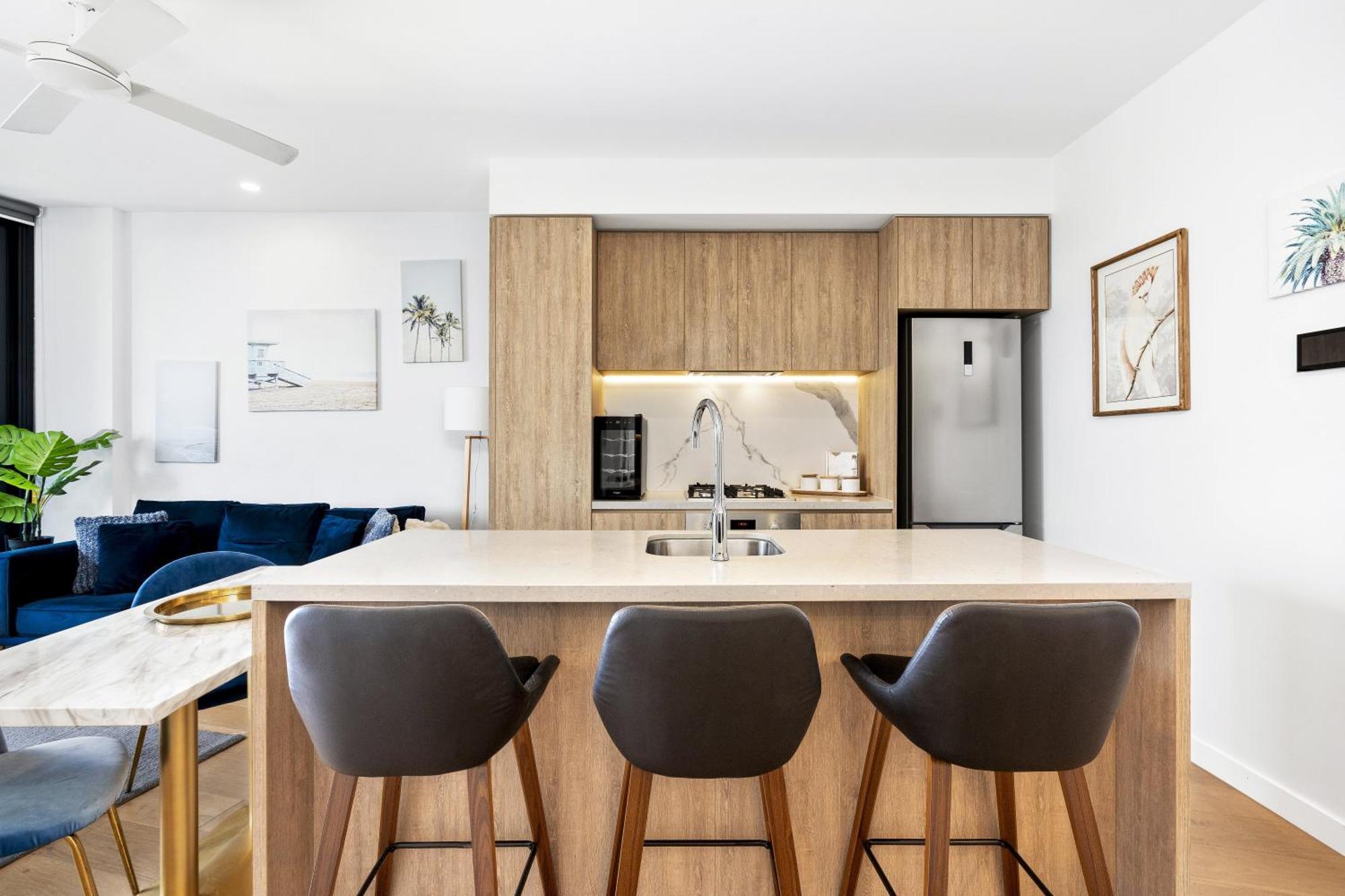 2 Bedroom 1 Bathroom Private At Casino - Paid Parking Only