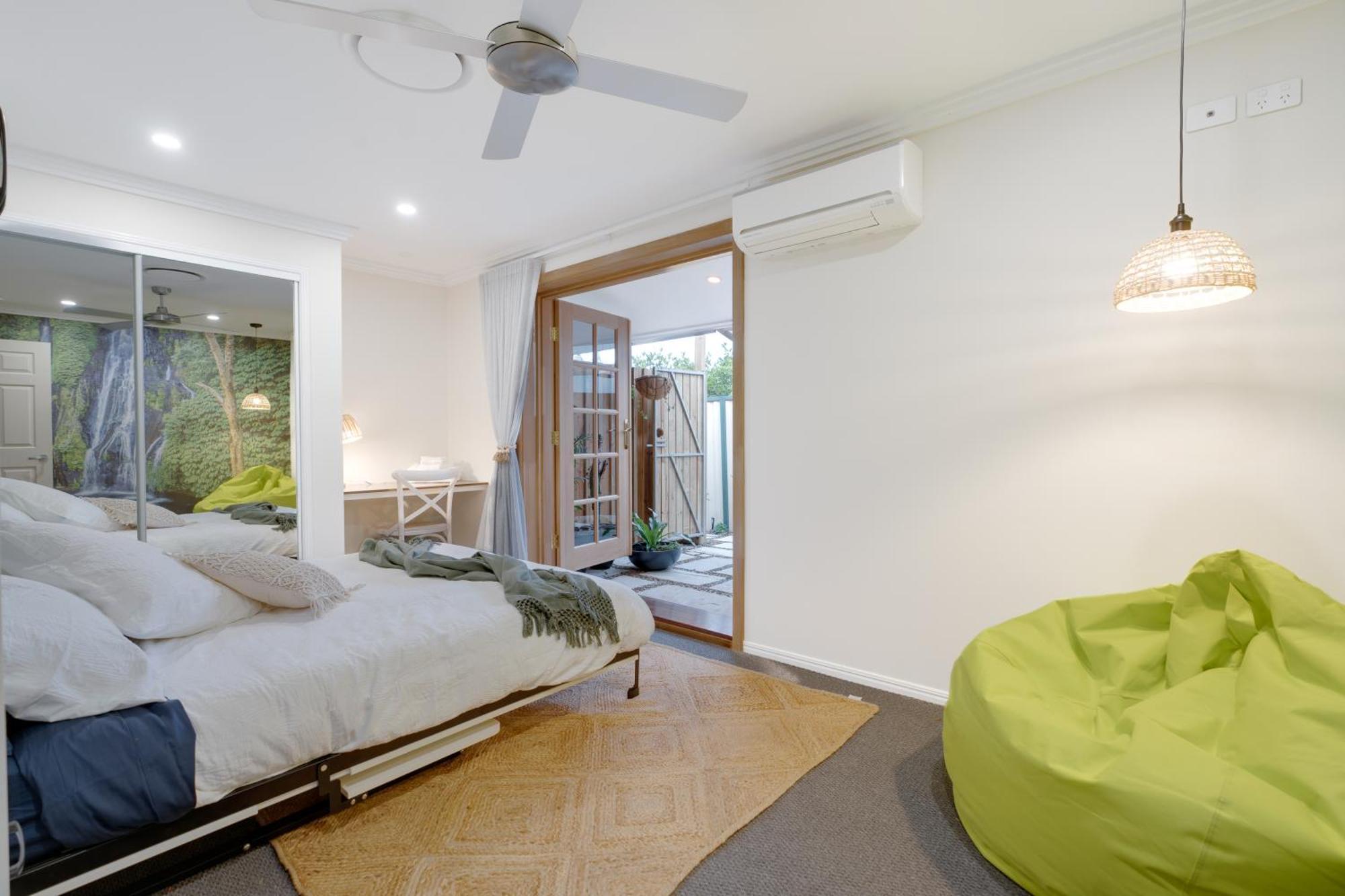 Cozy Granny Flat With Pool - Private Retreat Apartment Gold Coast