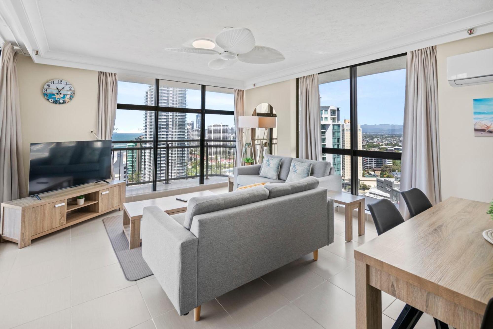 Surfers Paradise Absolute Beachfront With Views, High Level 1br - Ideal For Couples Or 2 Ppl Travelling Together Apartamento