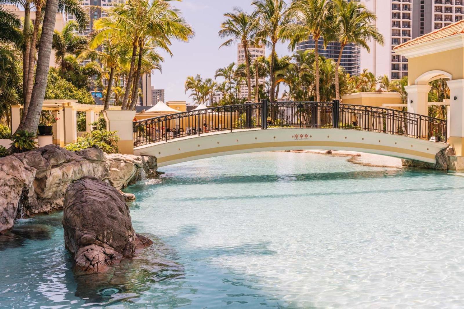Style Chevron Surfers Paradise By Travels