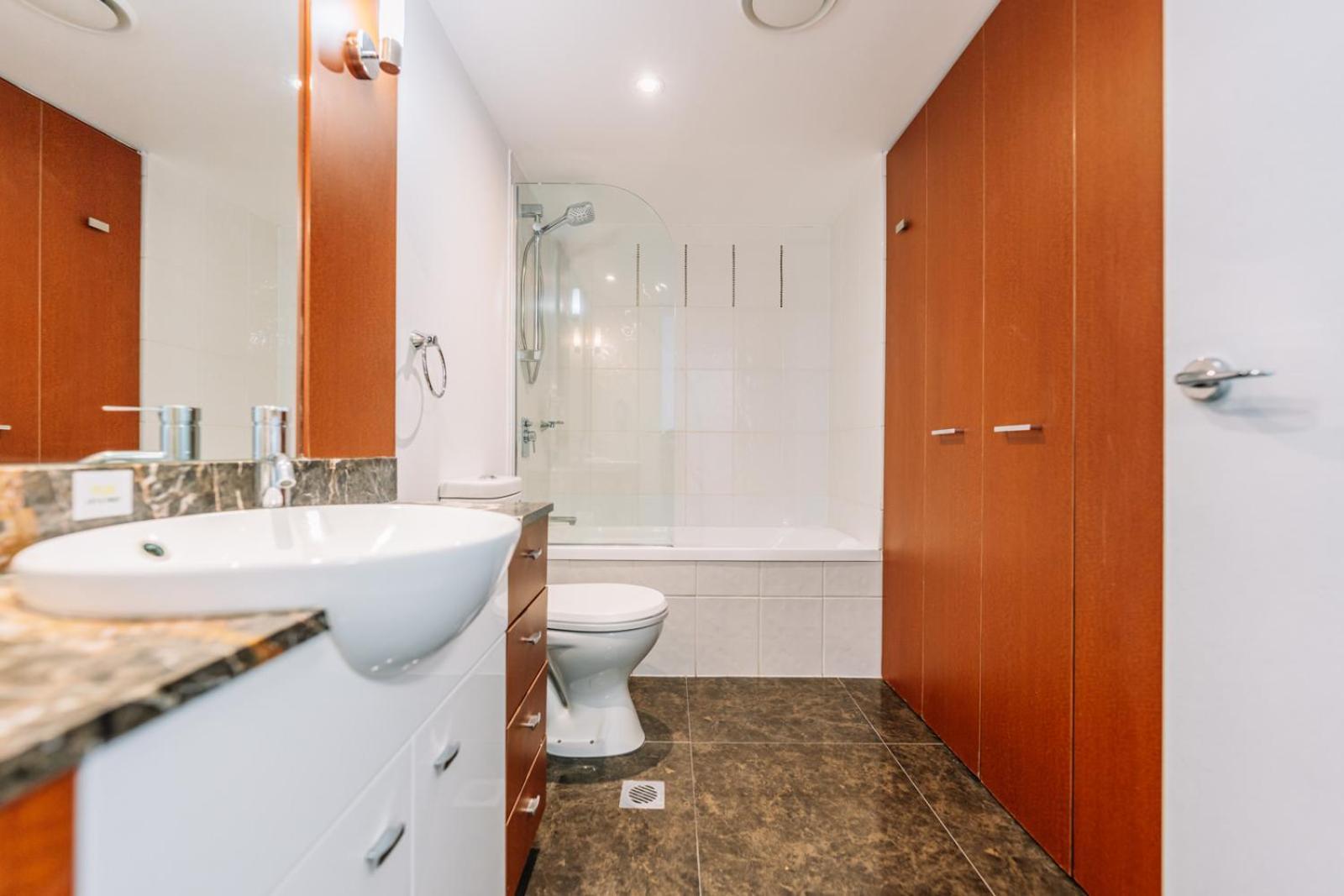 Apartment Style Chevron Surfers Paradise By Travels