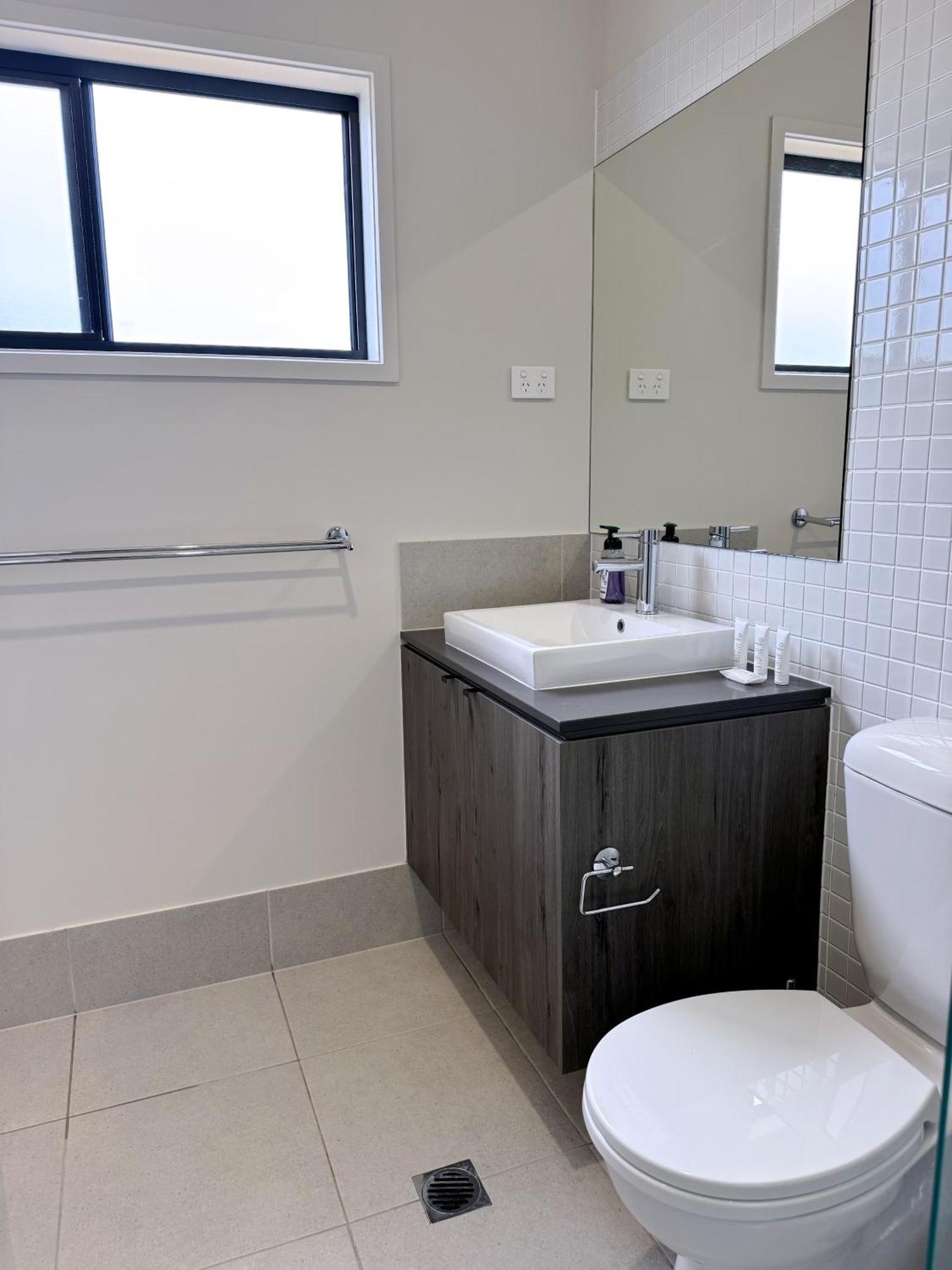 Villa Theme Park Retreat Coomera 5 Beds