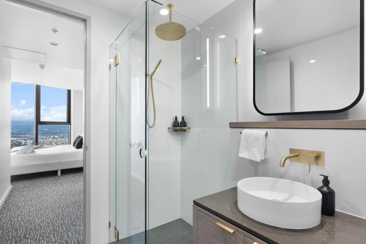 The Ocean - Beachfront 72f 3bedroom Skyhome Ocean Views With Parking & Facilities Apartment *