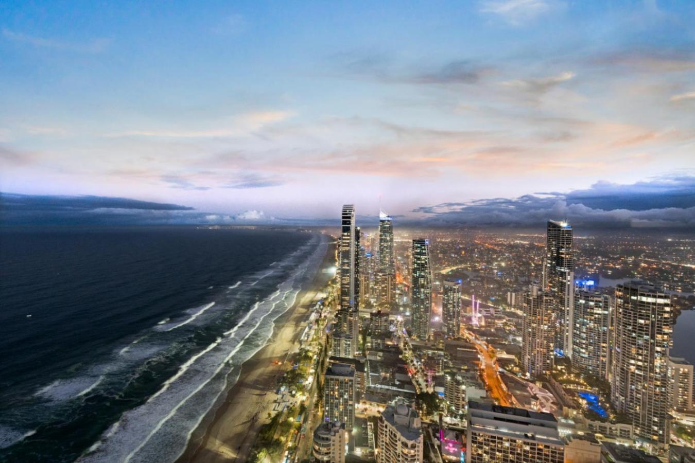The Ocean - Beachfront 72f 3bedroom Skyhome Ocean Views With Parking & Facilities Apartment Gold Coast