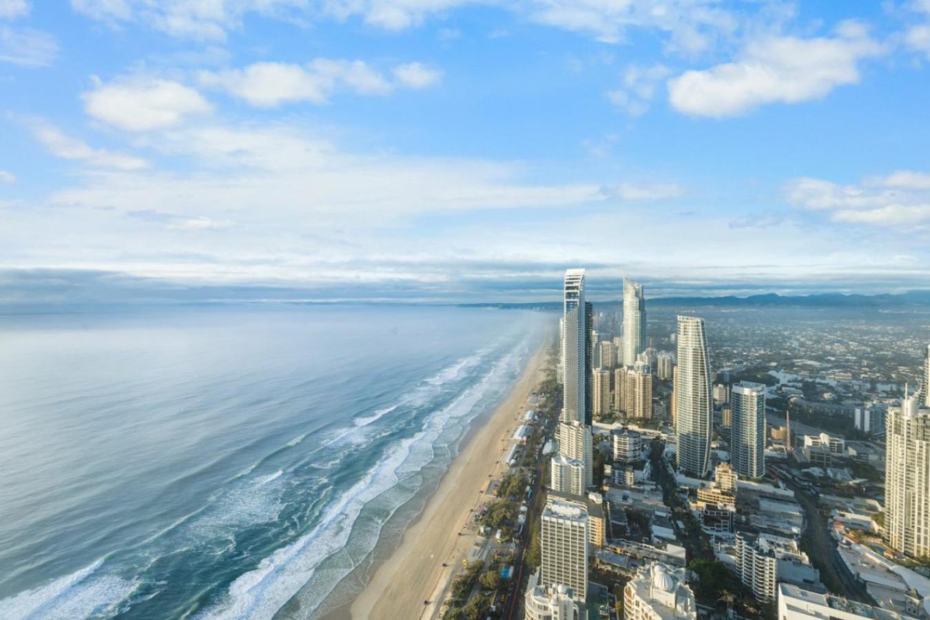 The Ocean - Beachfront 72f 3bedroom Skyhome Ocean Views With Parking & Facilities Apartment *