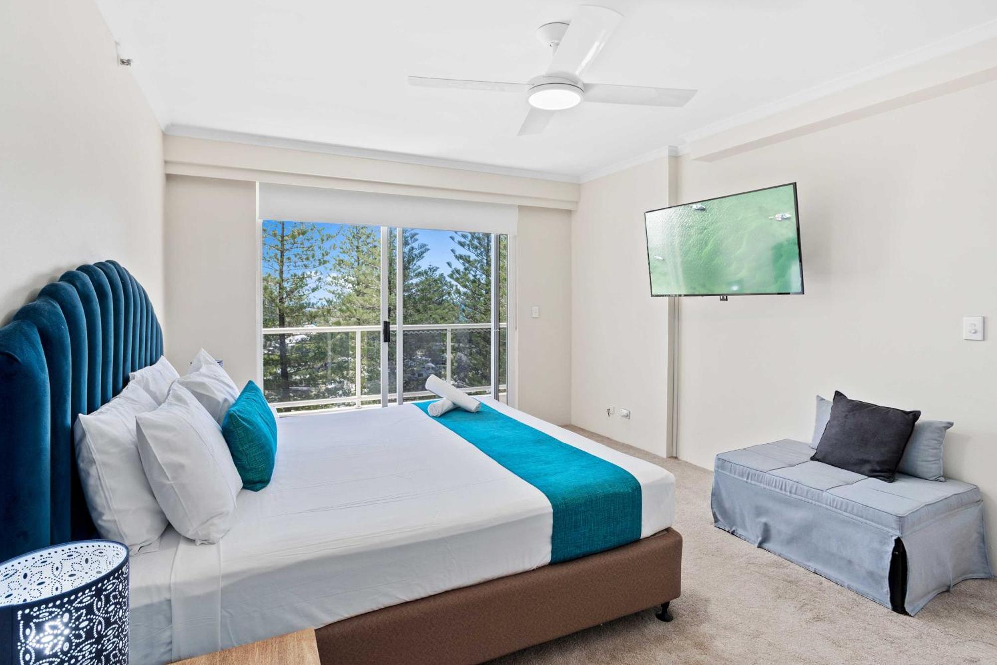 Oscar On Main 2b - Heart Of Main Ocean Views Apartment *