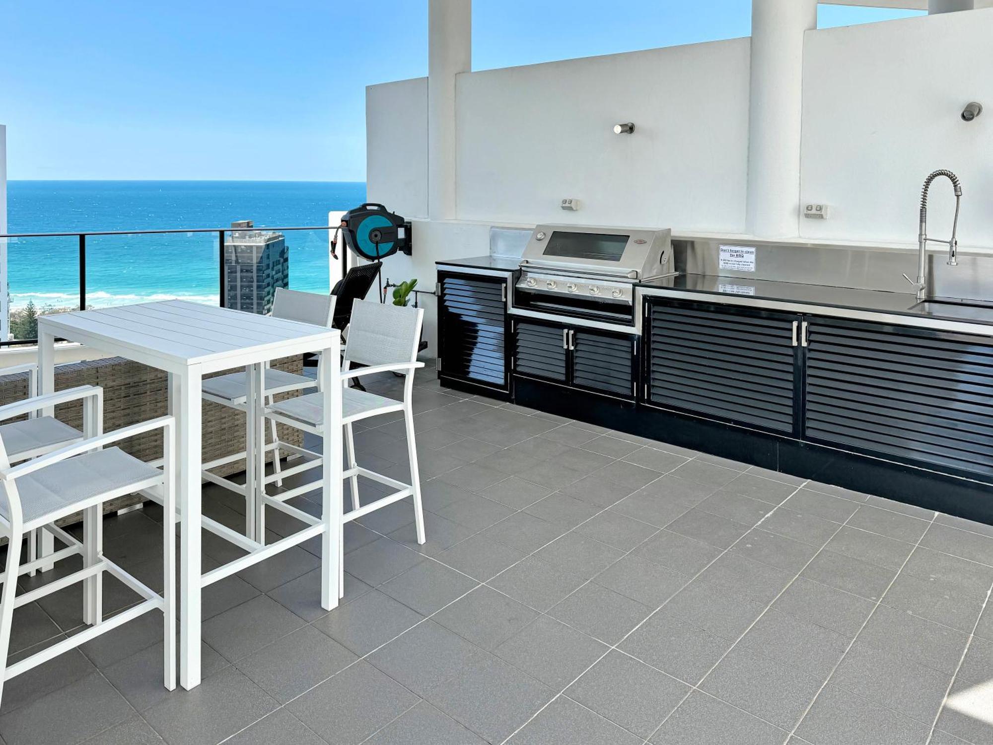Ocean View Luxury 2 Level Penthouse 3br 30th Floor Gold Coast