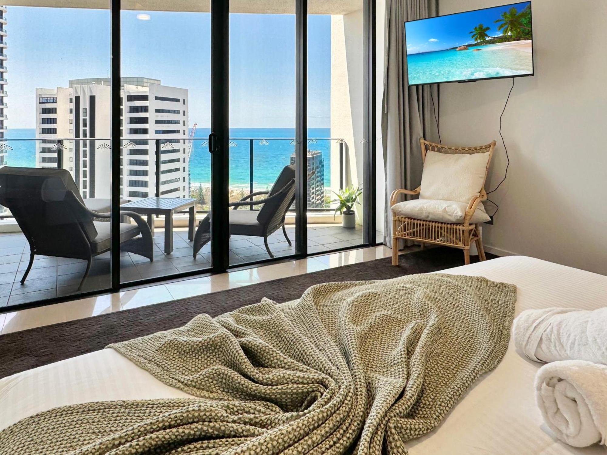 Ocean View Luxury 2 Level Penthouse 3br 30th Floor