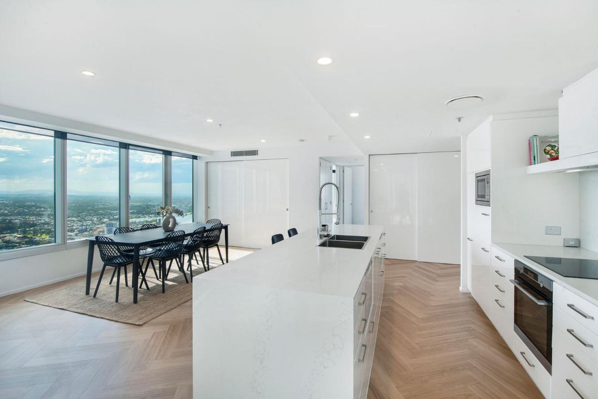 Apartment View Of Paradise - Coasthm Gold Coast