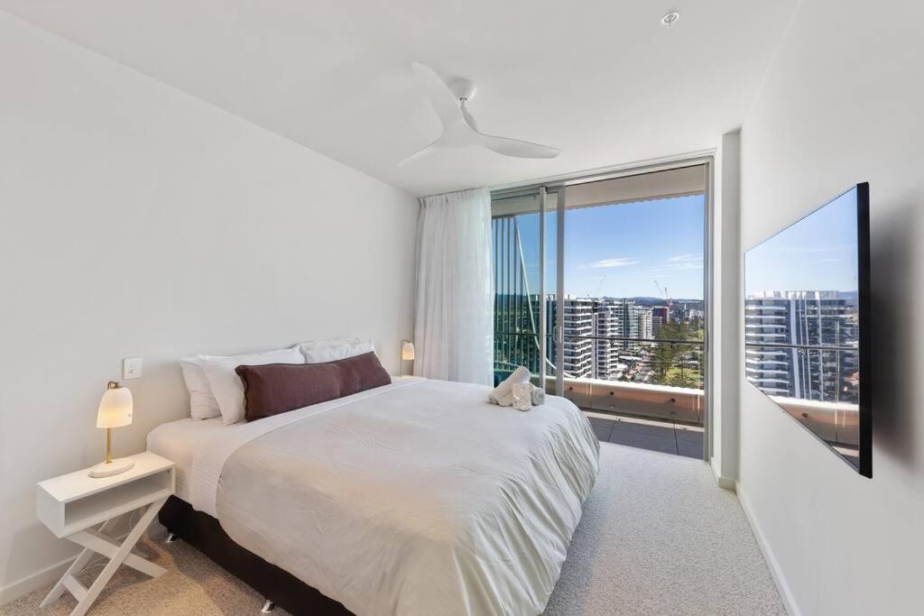 Apartment Luxurious 2br 2ba Oceanfront Kirra *