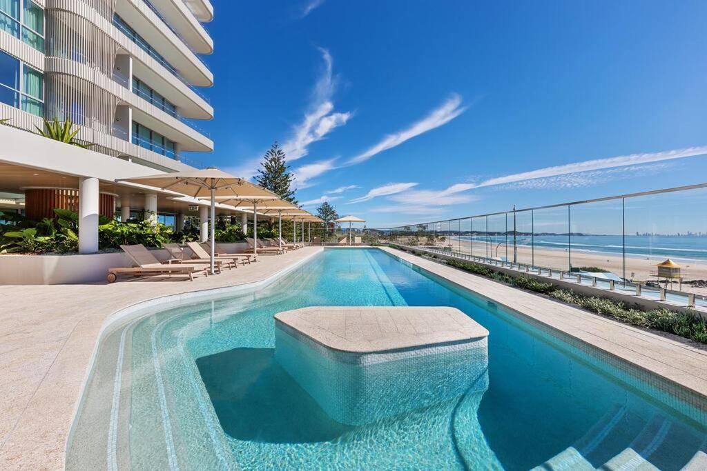 Apartment Luxurious 2br 2ba Oceanfront Kirra Gold Coast