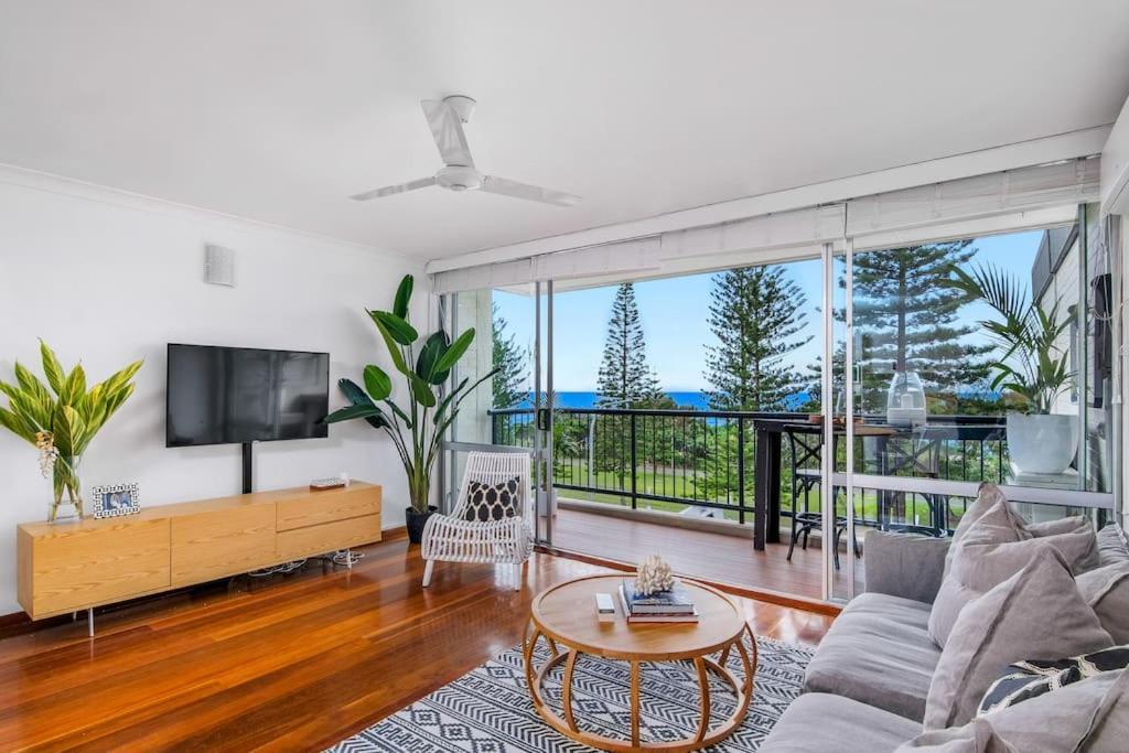 Burleigh Beachfront Beauty 2 Bed Parking Wifi Apartment Gold Coast