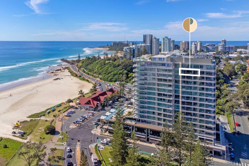 Luxurious 2br 2ba Oceanfront Kirra