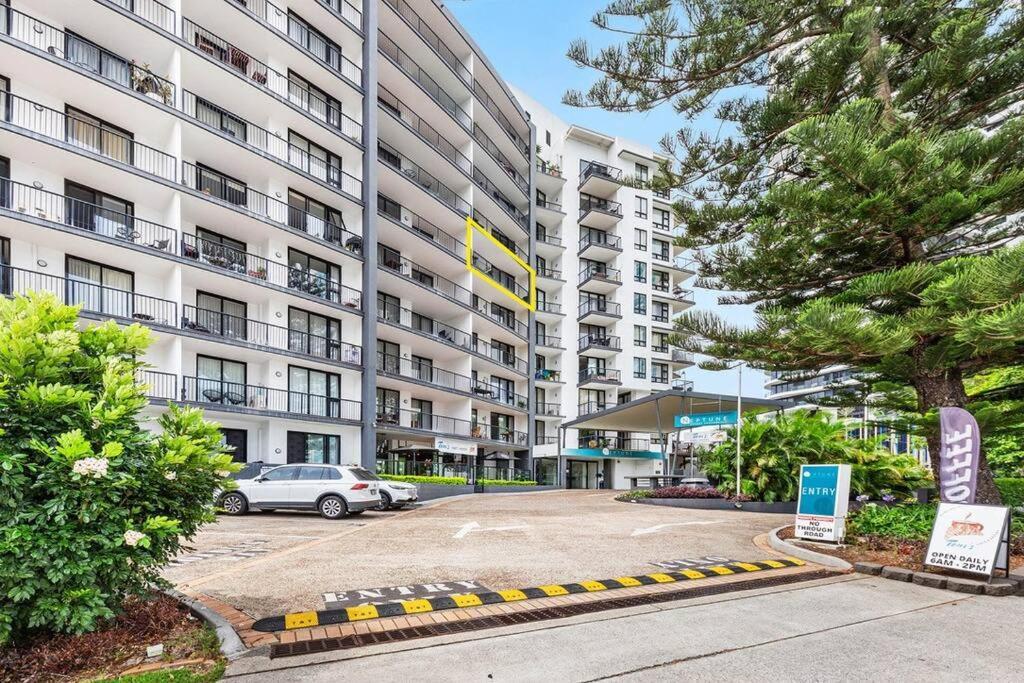 Apartment Broadbeach Beauty Walk To & Free Parking Gold Coast