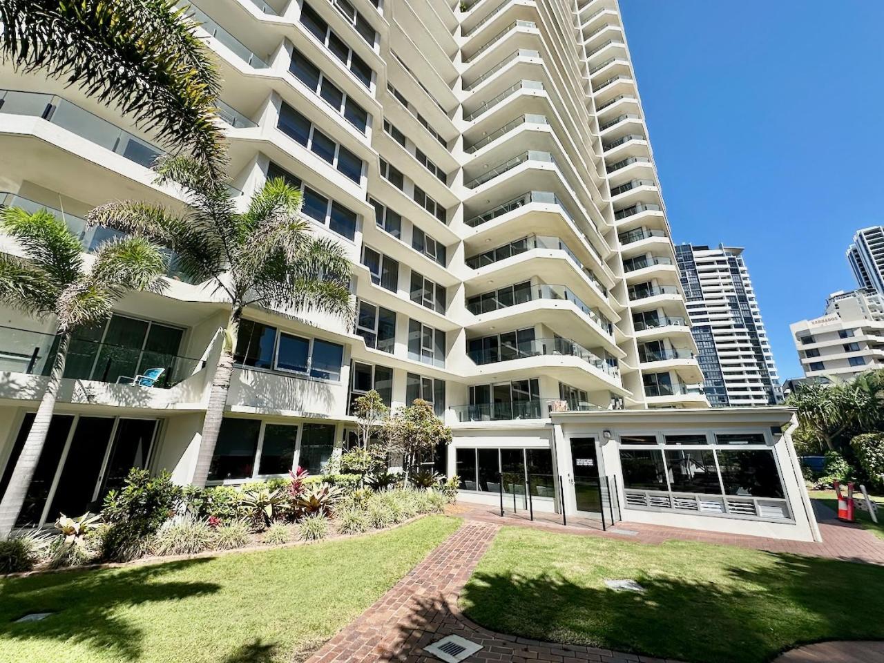 Apartment Haven, 28th Floor Ocean Views Gold Coast
