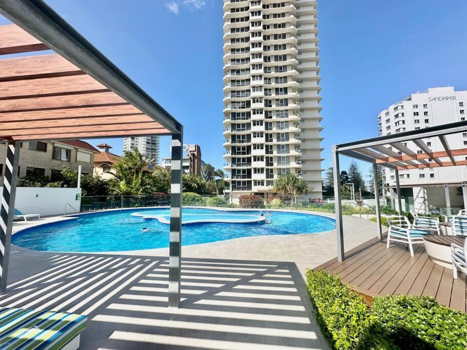 Haven, 28th Floor Ocean Views *