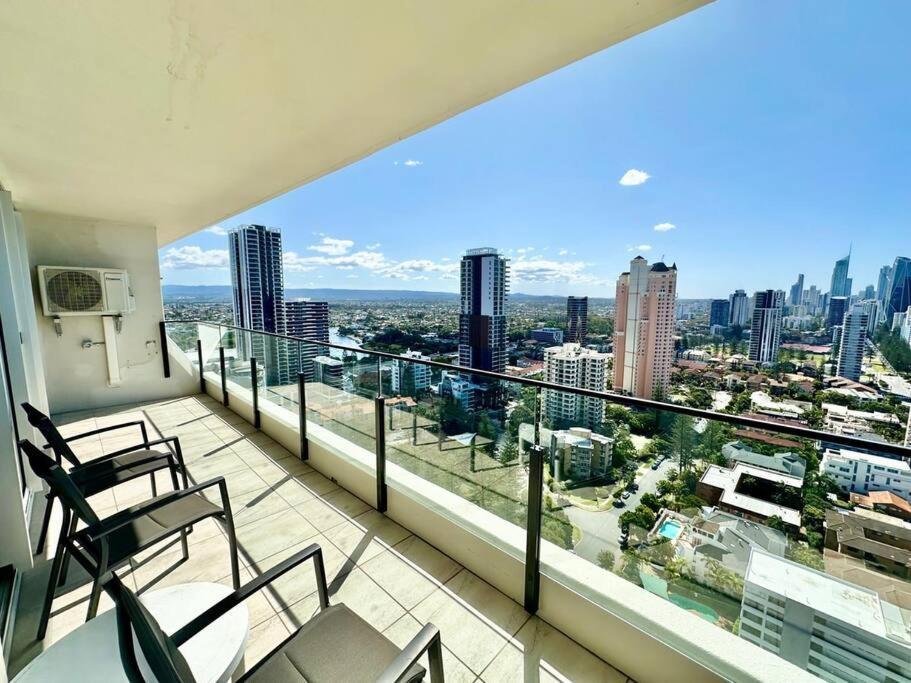 Apartment Haven, 28th Floor Ocean Views *