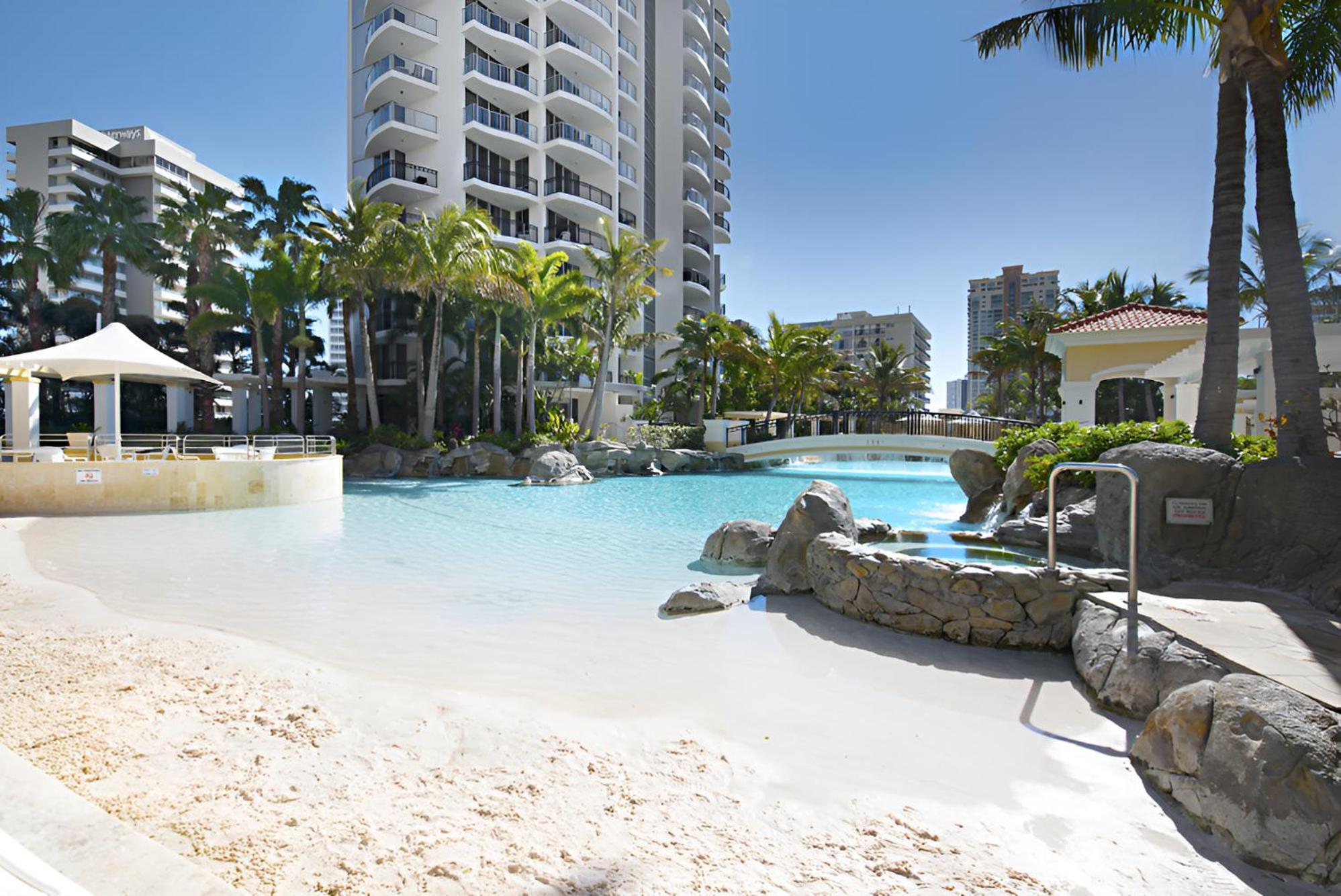 Self Contained At Chevron Renaissance - Privately Managed - Wow * Gold Coast