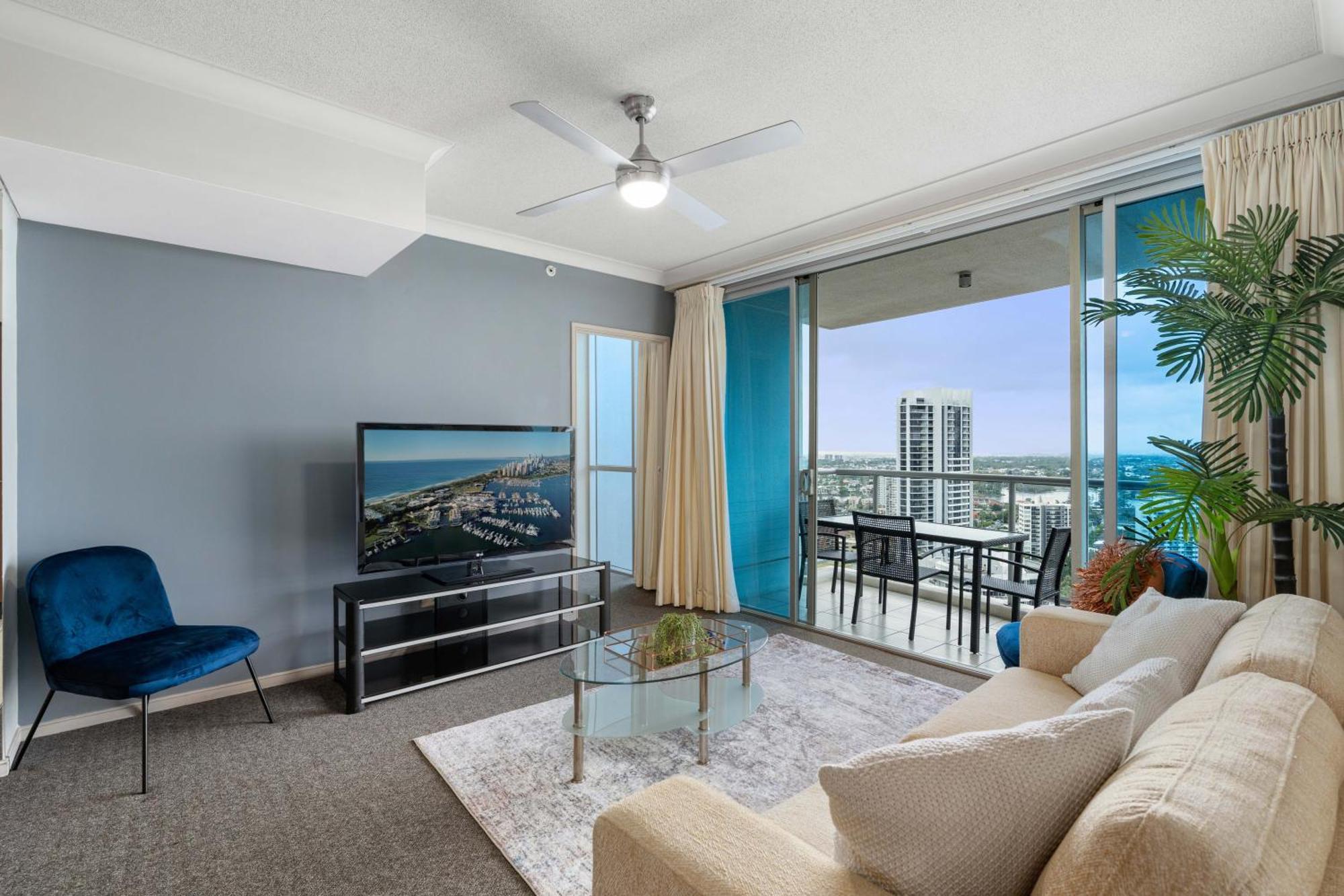 Self Contained At Chevron Renaissance - Privately Managed - Wow Gold Coast