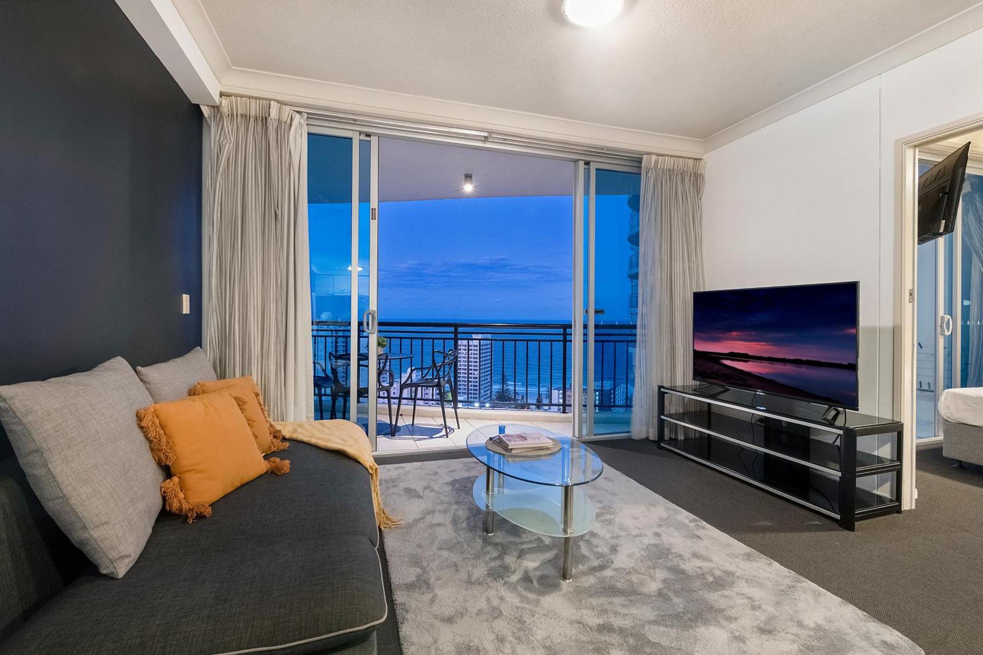Self Contained At Chevron Renaissance - Privately Managed - Wow Apartment Gold Coast
