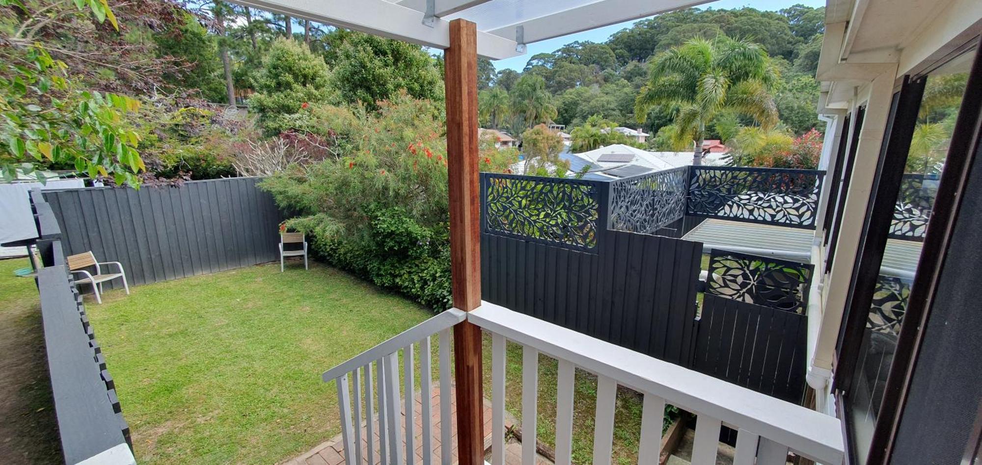 Family Retreat, 1 And Half Kms, Shops, Full Apartment *
