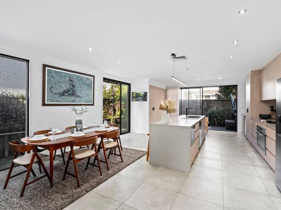 Side Bliss Mermaid Beach, 3bd - Heated Pool