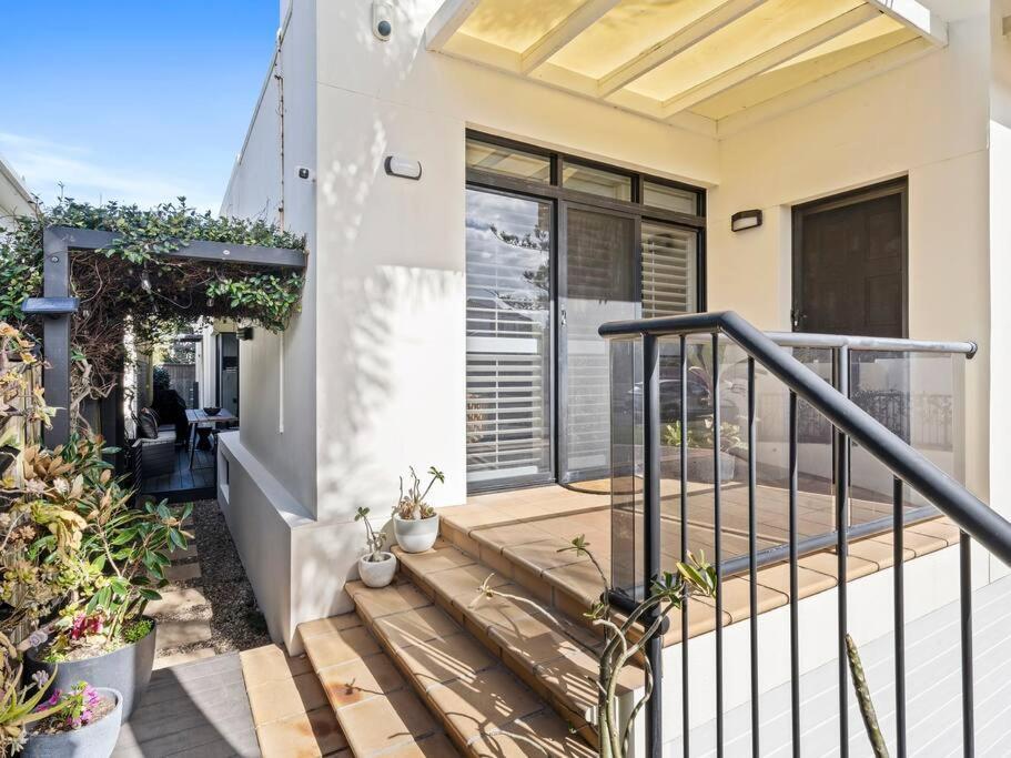 Side Bliss Mermaid Beach, 3bd - Heated Pool *