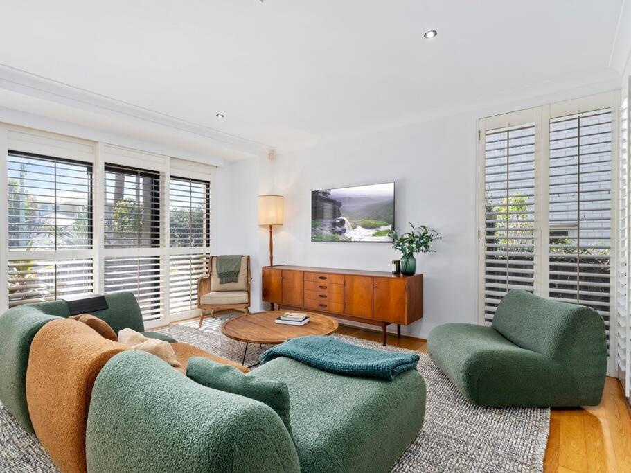 Side Bliss Mermaid Beach, 3bd - Heated Pool Gold Coast