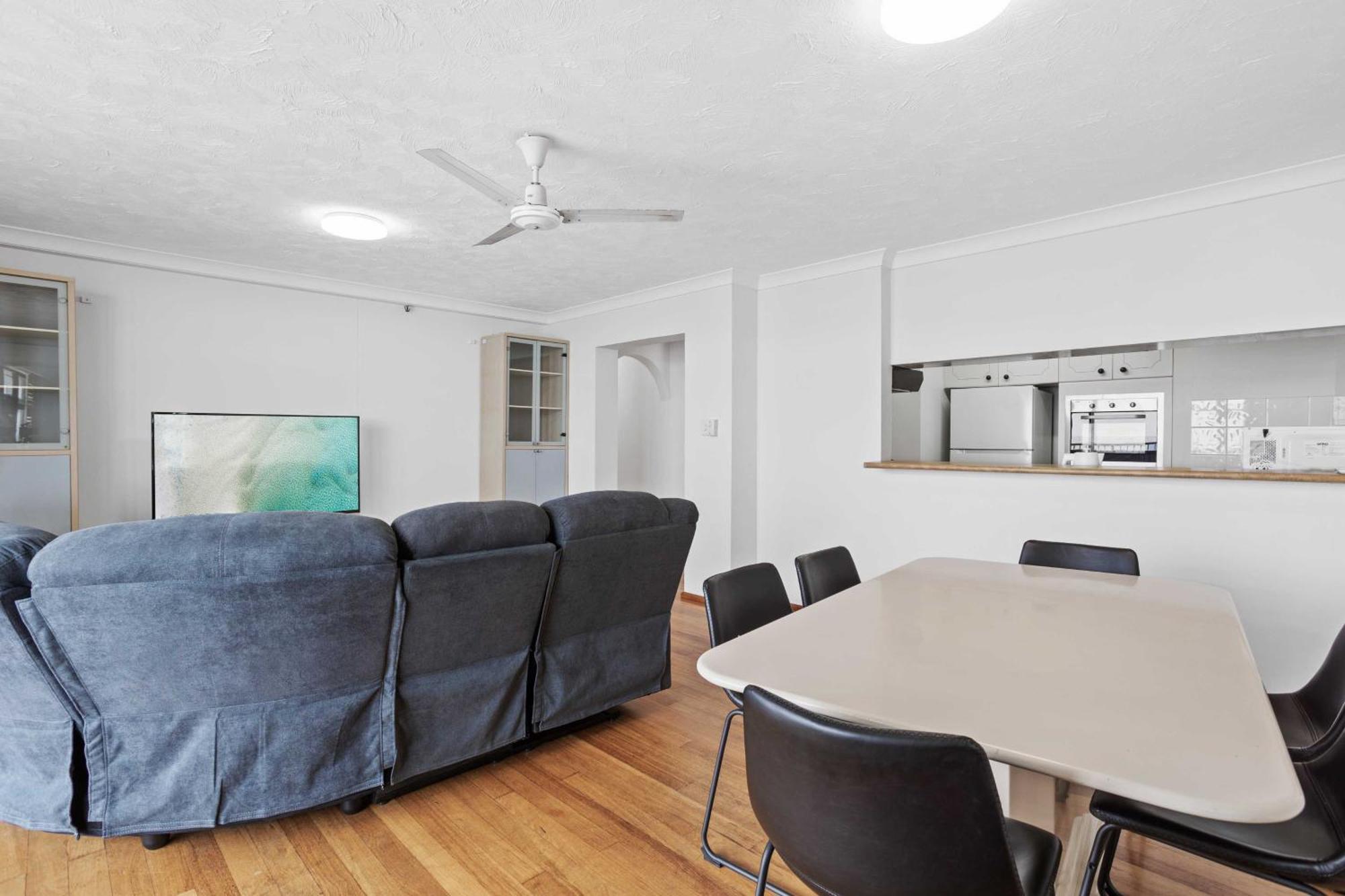 18th Floor Ocean Views At Imperial Surf Apartment *