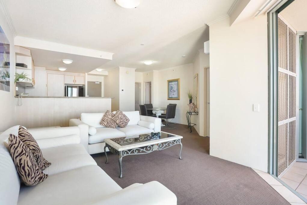 Ocean View With Parking By Serain Residences Gold Coast