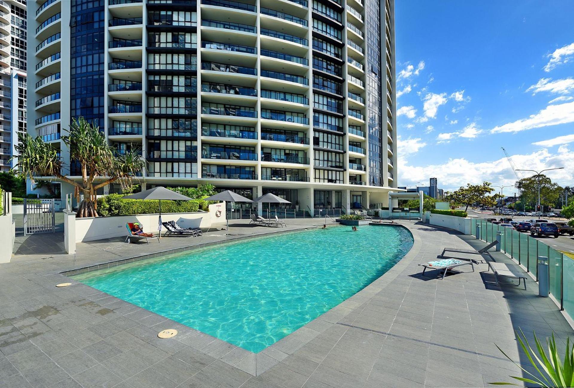 Apartment Sierra Grand Spacious 3 Bedroom - Coasthm *