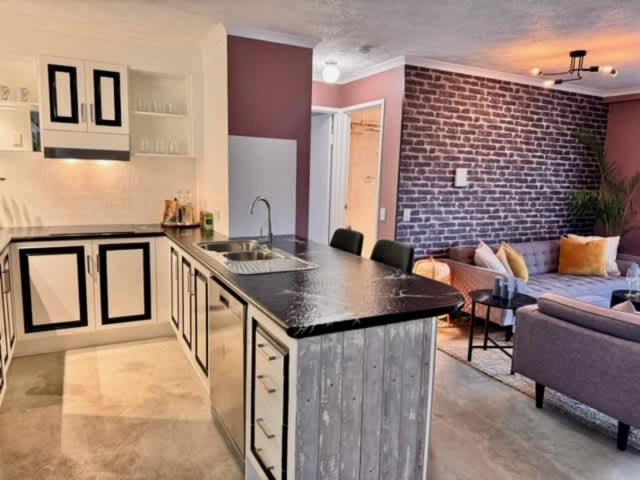 Apartment Burleigh Heads Koala Park Pool & Parking