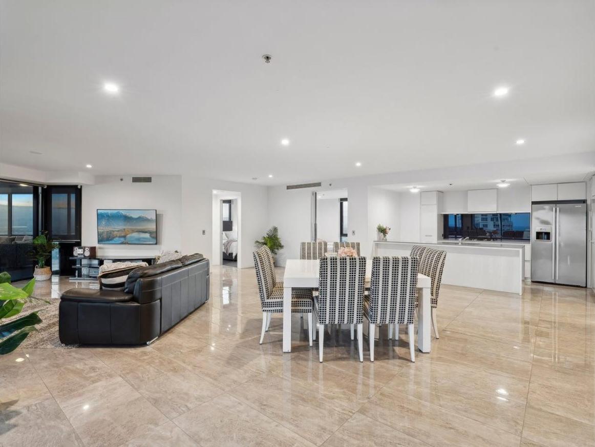 Circle On Cavill - Hosted By Coastal Letting Apartment